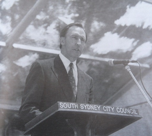 Paul Keating delivering the Redfern speech 
